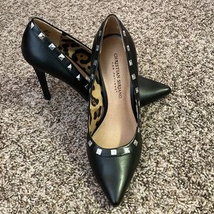 Christian Siriano Black Pointed Toe Pumps!